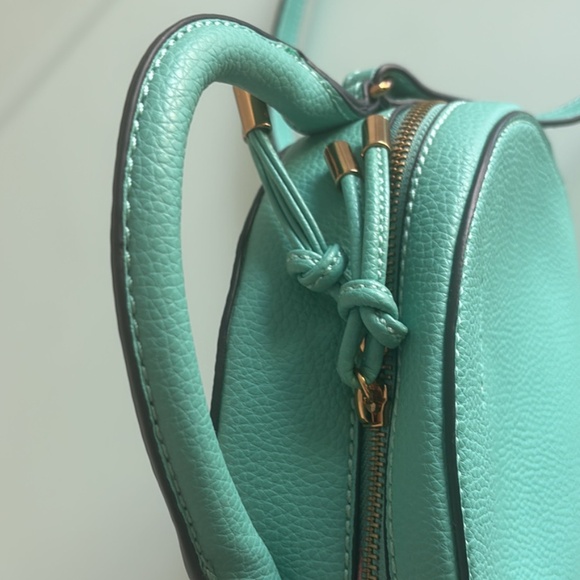 Live and Lore Handbag - Picture 2 of 4